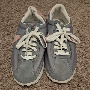 Nike CIRT Gray and Pink Sneakers